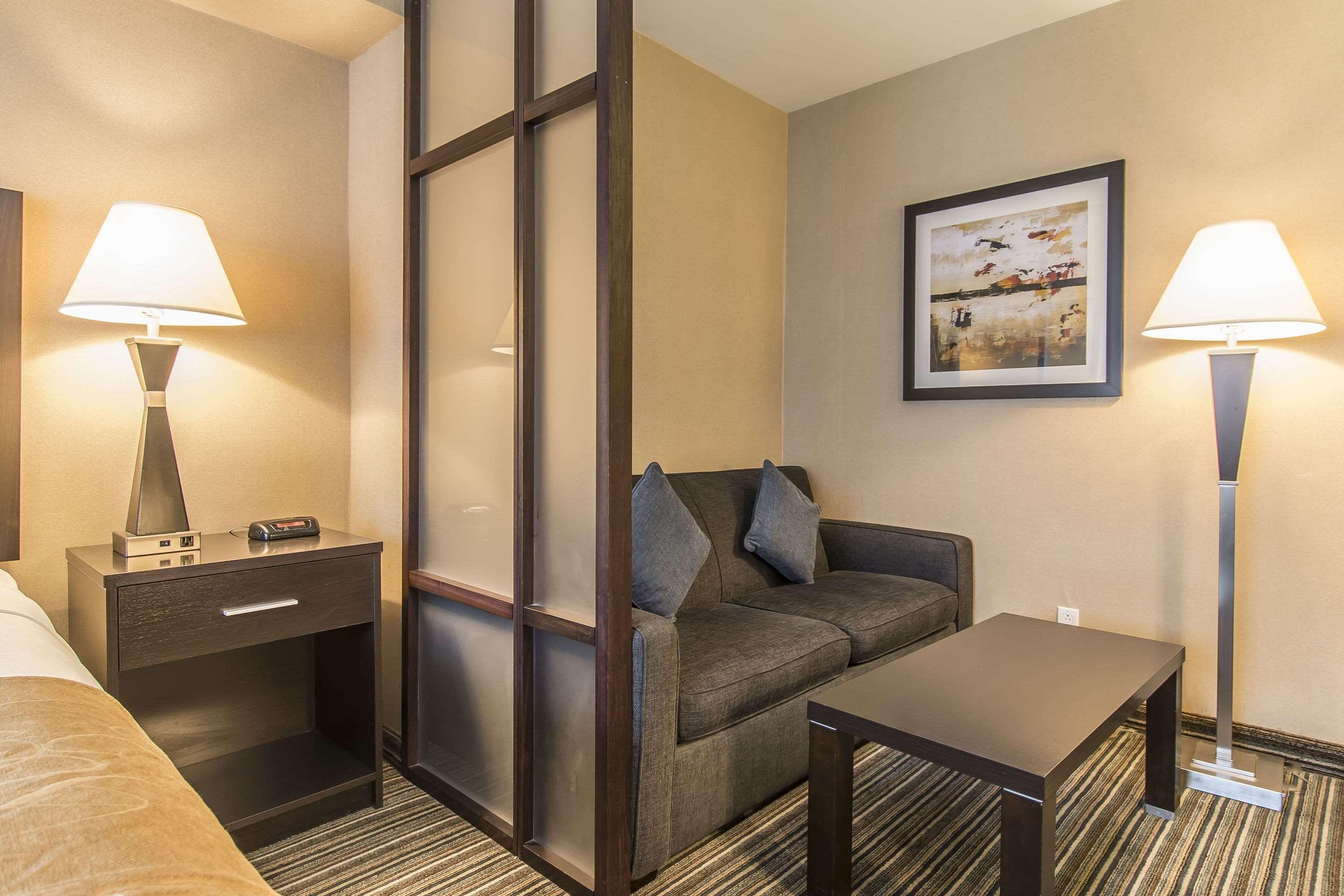 Comfort Suites Downtown Montreal Luaran gambar