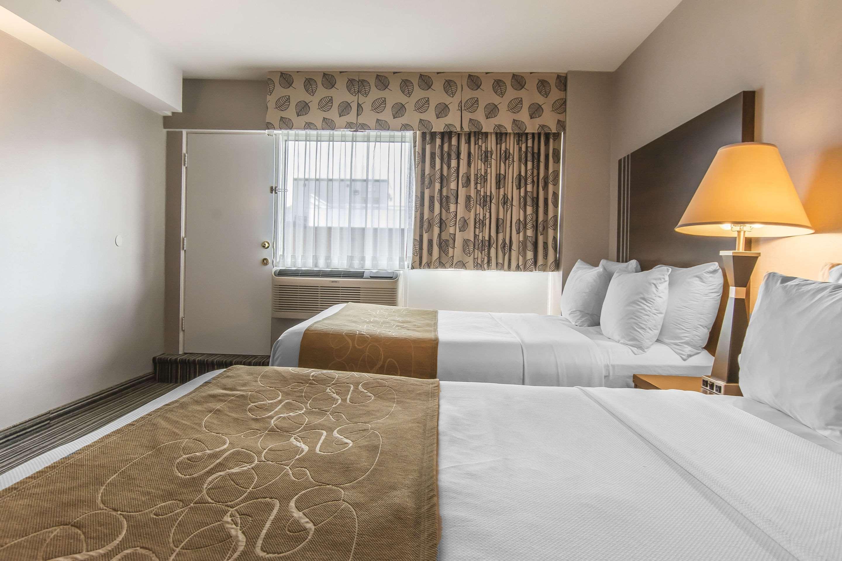 Comfort Suites Downtown Montreal Luaran gambar