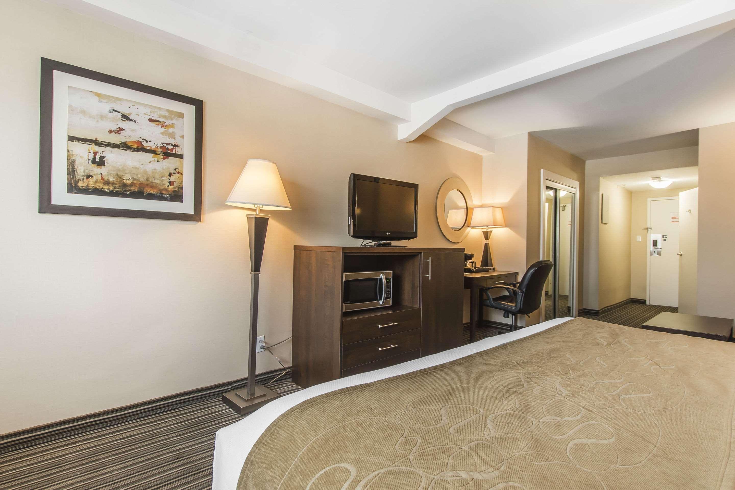 Comfort Suites Downtown Montreal Luaran gambar