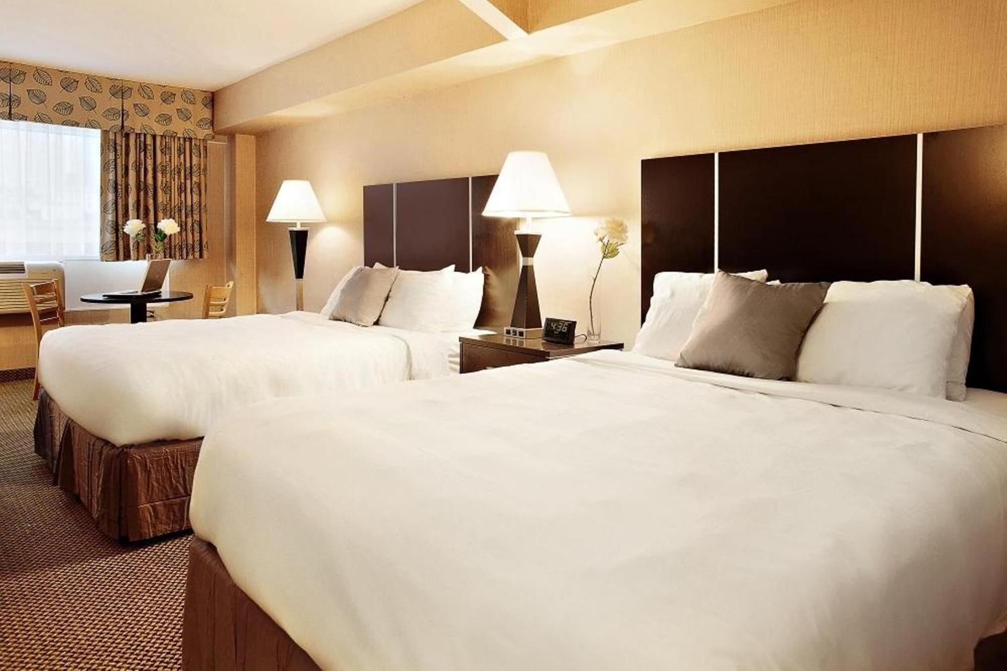Comfort Suites Downtown Montreal Bilik gambar