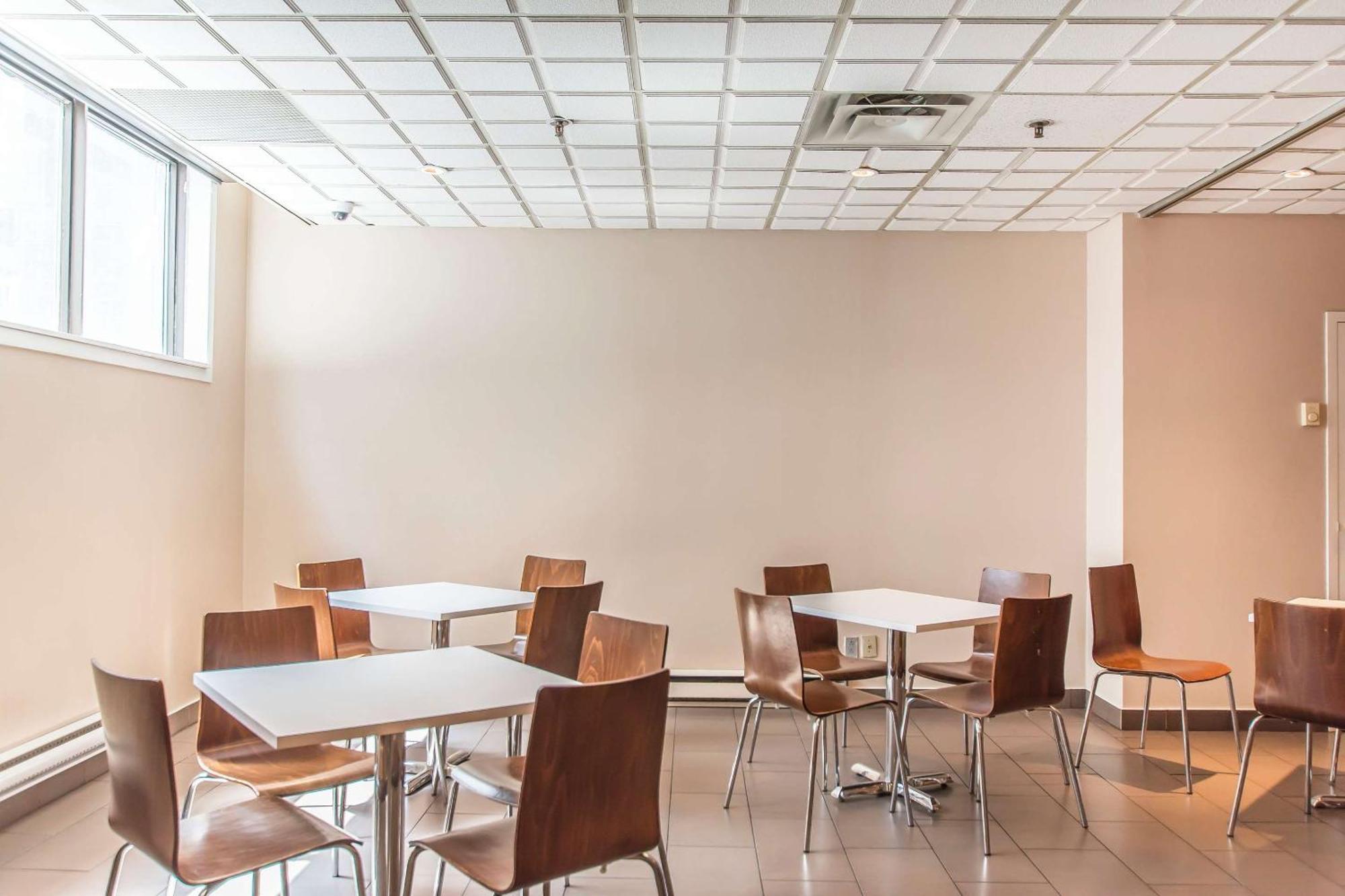 Comfort Suites Downtown Montreal Luaran gambar