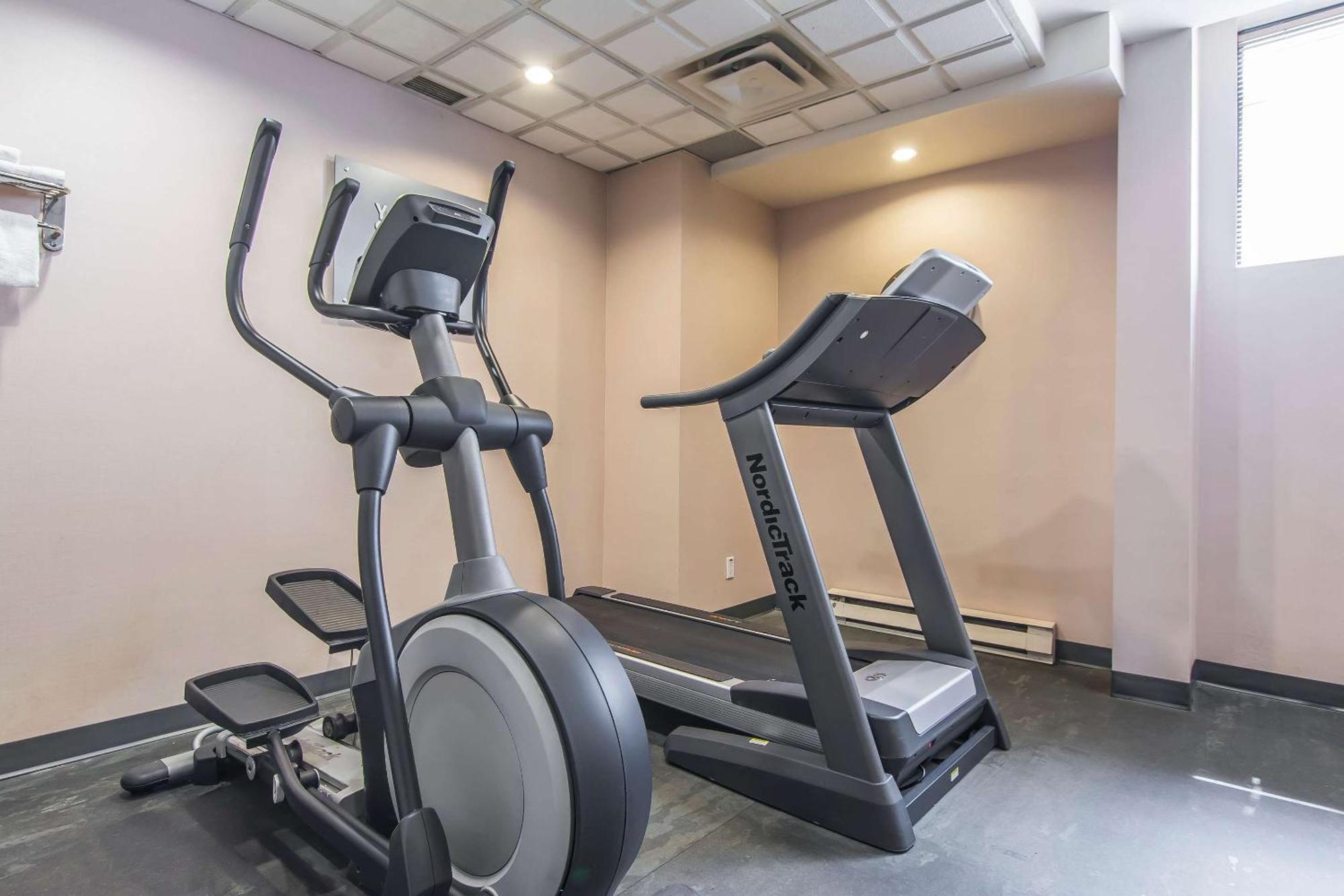 Comfort Suites Downtown Montreal Luaran gambar