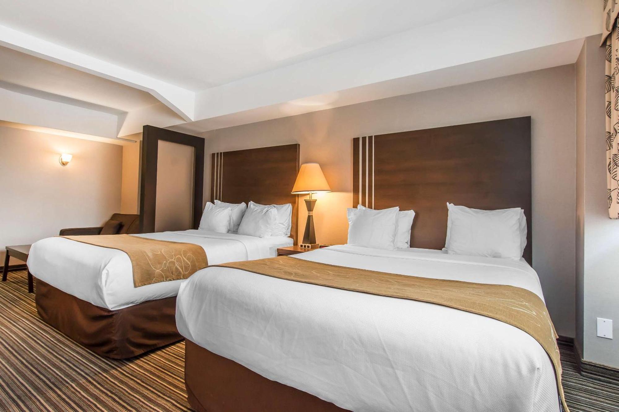 Comfort Suites Downtown Montreal Luaran gambar