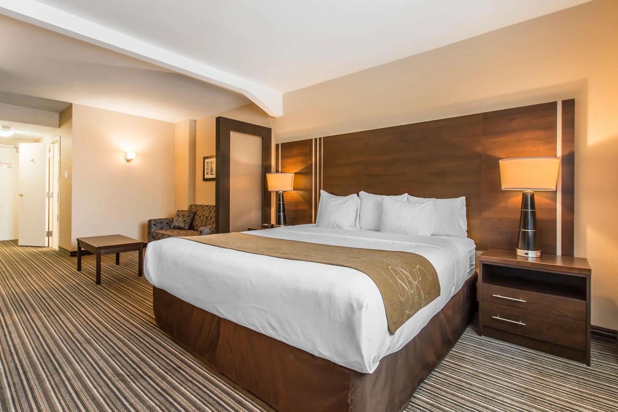 Comfort Suites Downtown Montreal Luaran gambar